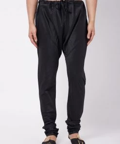 VASTRAMAY Men's Black Silk Blend Pyjama