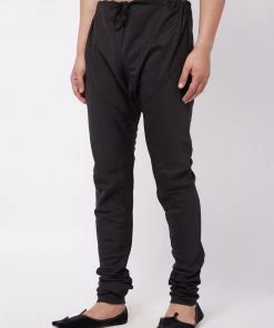 VASTRAMAY Men's Black Cotton Blend Pyjama