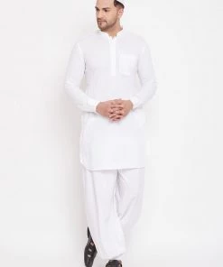 Kurta Sets VASTRAMAY Men's White Cotton Linen Blend Pathani Kurta Set With Prayer Cap