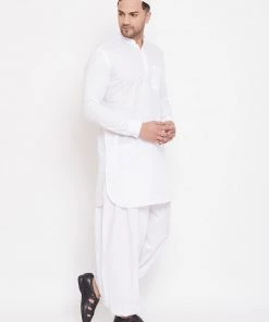 Kurta Sets VASTRAMAY Men's White Cotton Linen Blend Pathani Kurta Set With Prayer Cap