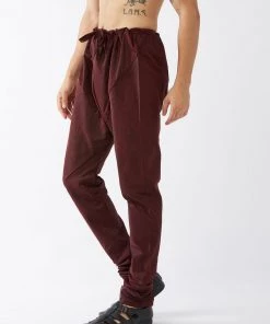 VASTRAMAY Men's Wine Silk Blend Pyjama