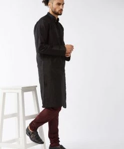 VASTRAMAY Men's Wine Silk Blend Pyjama