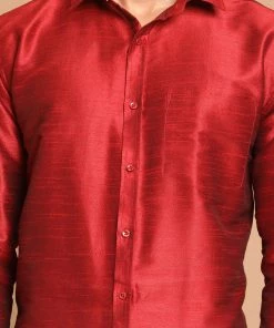 Ganesh Chaturthi VASTRAMAY Men's Maroon Silk Blend Shirt And Mundu Set 11 Ganesh Chaturthi VASTRAMAY Men's Maroon Silk Blend Shirt And Mundu Set