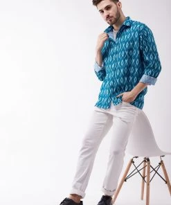 VASTRAMAY Men's Turquoise Cotton Blend Ethnic Shirt