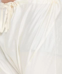 Sherwani/Indowestern Sets Vastramay Men's Black Silk Blend Sherwani Set