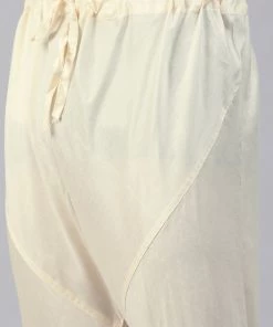 Buy 1 Get 1 VASTRAMAY Men Green & Off-White Self-Design Sherwani With Churidar