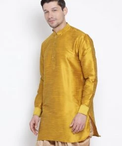 Vastramay Men's Yellow Silk Blend Kurta