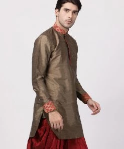 Vastramay Men's Bronze And Maroon Toned Silk Blend Kurta 11 Vastramay Men's Bronze And Maroon Toned Silk Blend Kurta