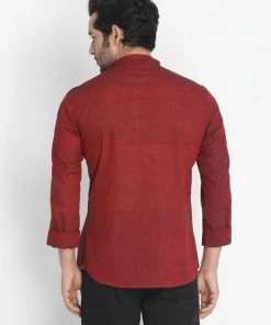 Vastramay Men's Maroon Pure Cotton Short Kurta