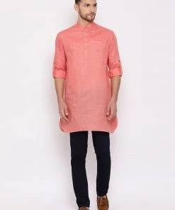 Vastramay Men's Pink Cotton Blend Short Kurta