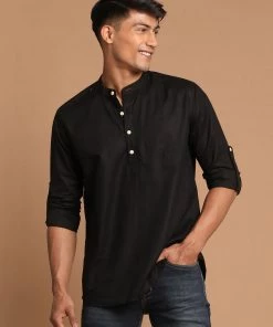 VASTRAMAY Men's Black Color Short Cotton Kurta