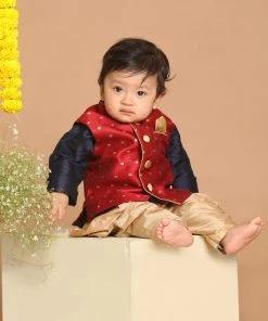 Boys VASTRAMAY SISHU Boy's Maroon & Gold Toned Woven Design Nehru Jacket