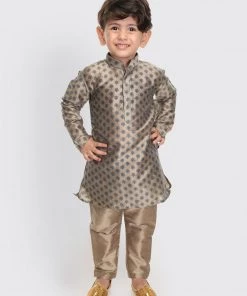 VASTRAMAY SISHU Infant Boys Chiku Cotton Blend Kurta Pyjama Set