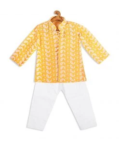 VASTRAMAY SISHU Boy's Orange Floral Chikankari Pure Cotton Kurta With Pyjama
