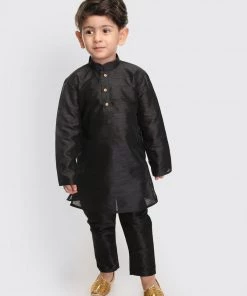 VASTRAMAY SISHU Infant Boys Black Silk Blend Kurta Pyjama Set