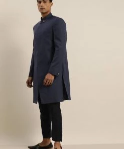 Sherwani/Indowestern Sets SHRESTHA By VASTRAMAY Men's Navy Blue & Black Solid Bandhgala Sherwani Set 13 Sherwani/Indowestern Sets SHRESTHA By VASTRAMAY Men's Navy Blue & Black Solid Bandhgala Sherwani Set